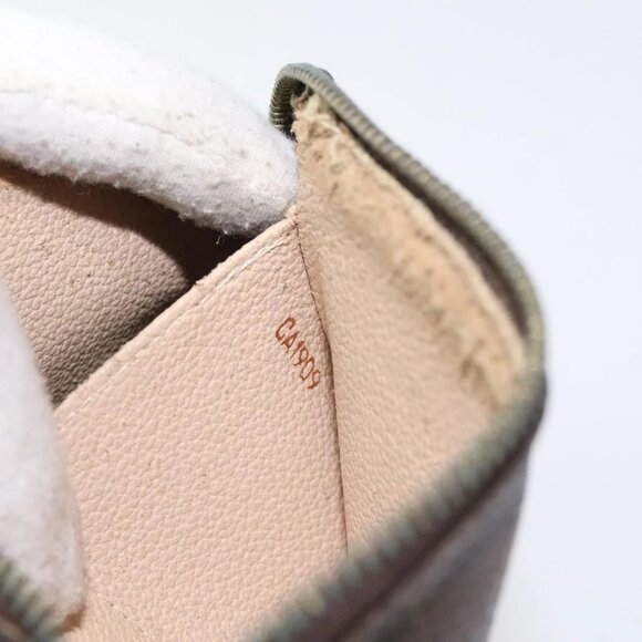 LOUIS VUITTON Monogram Pochette Cosmetic PM Pouch M43998 LV Auth 126341 - Picture 16 of 16